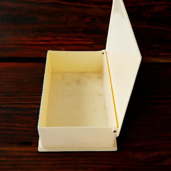 1920's-30's Art-deco Celluloid Cameo box from Johnston Candie’s - Picture 4 of 8